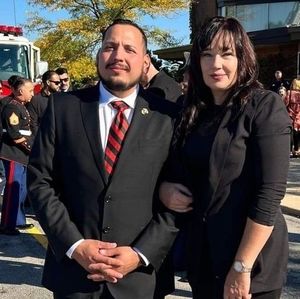 Meet your Posher, Manuel